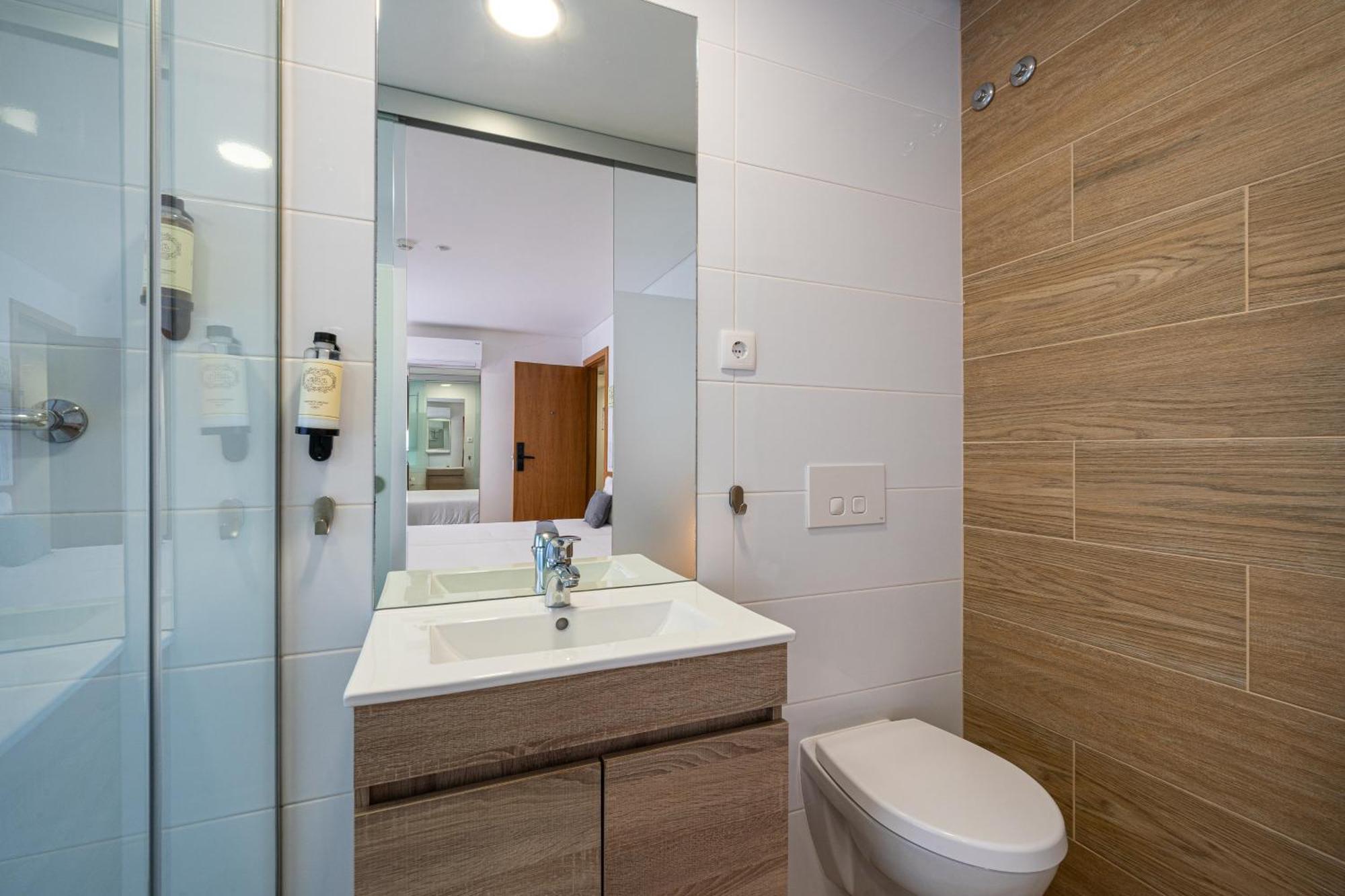 Central Suites 3 São João da Madeira Exterior foto