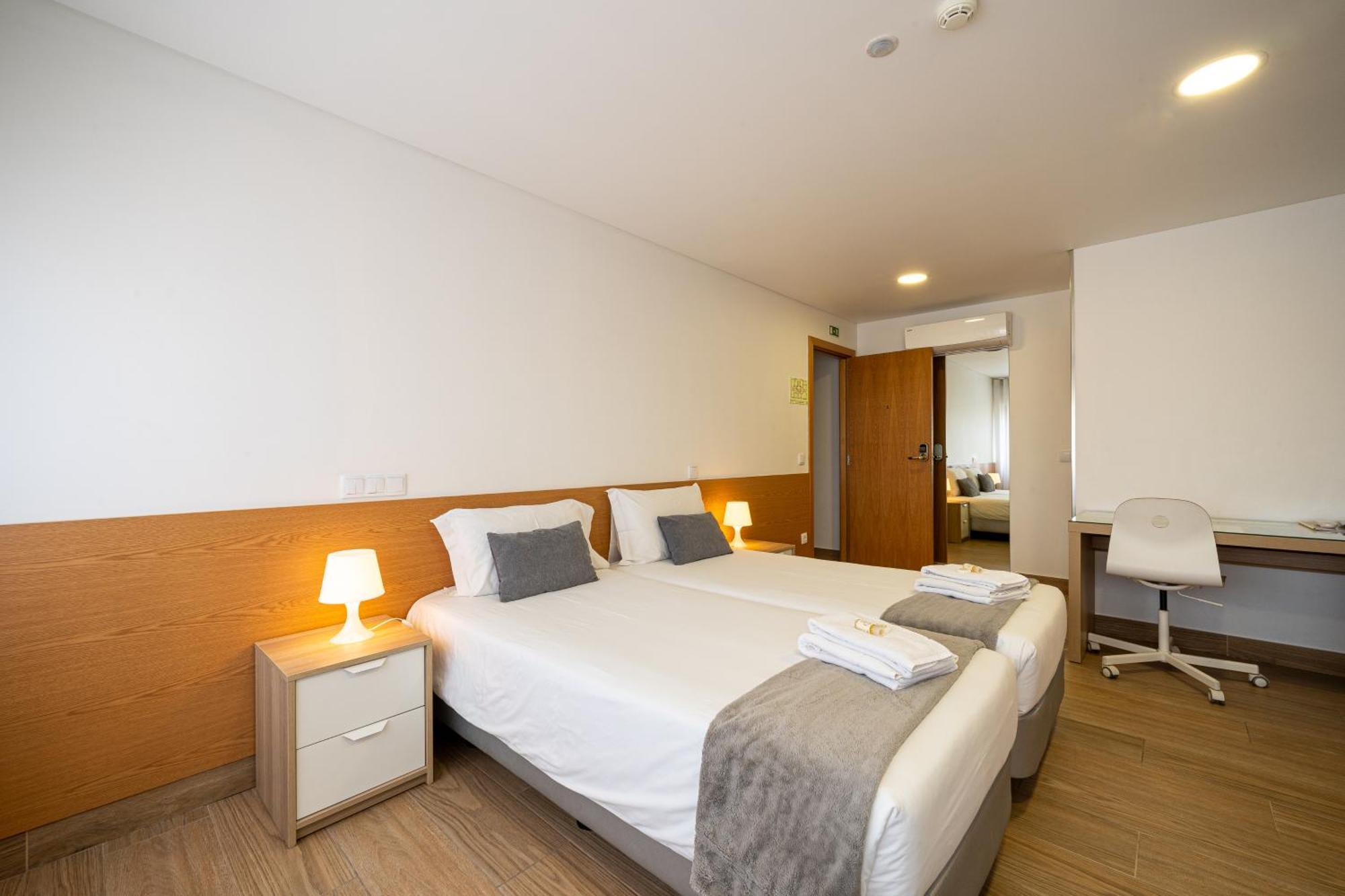 Central Suites 3 São João da Madeira Exterior foto